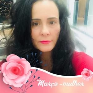 Meet your Posher, Eliane